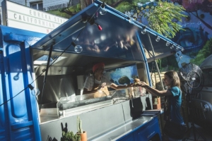 Una de las food truck presentes en Zaragoza.